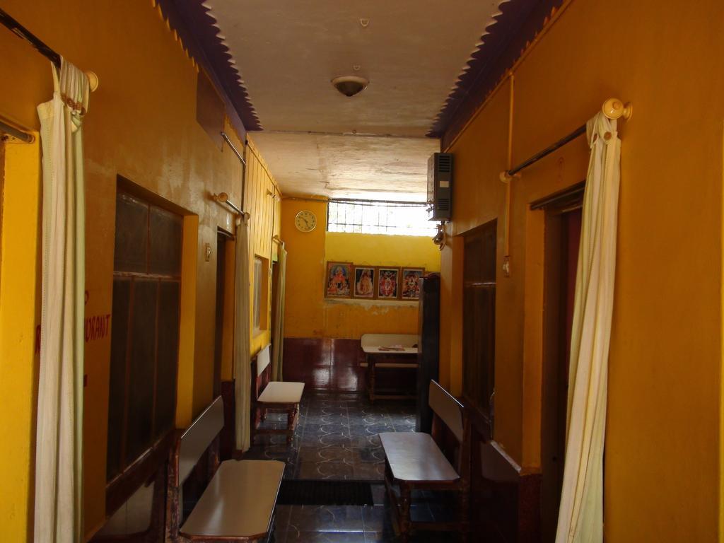 Shambhu Guest House Hampi Luaran gambar
