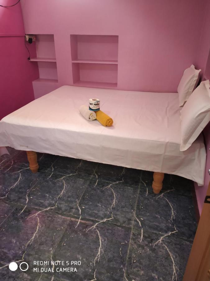 Shambhu Guest House Hampi Luaran gambar
